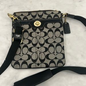 VINTAGE COACH CROSSBODY